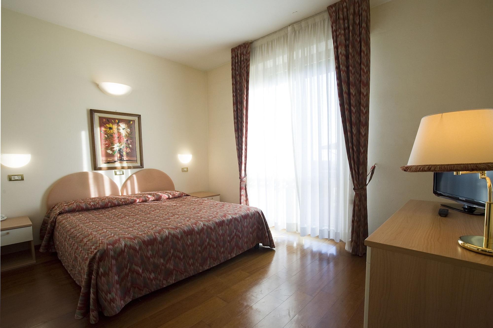 Hotel Villa Ricci & Benessere Chianciano Terme Εξωτερικό φωτογραφία