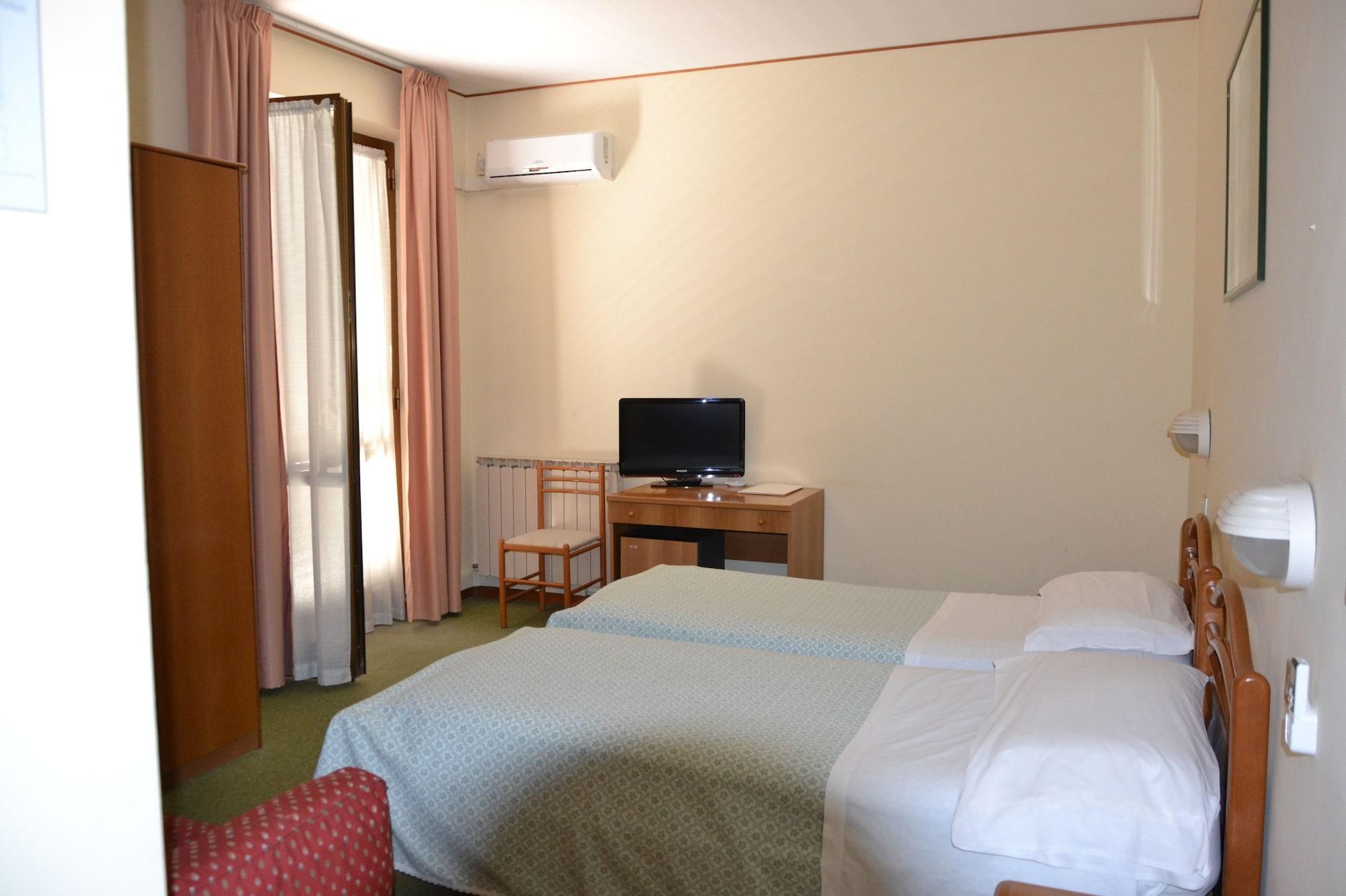 Hotel Villa Ricci & Benessere Chianciano Terme Εξωτερικό φωτογραφία