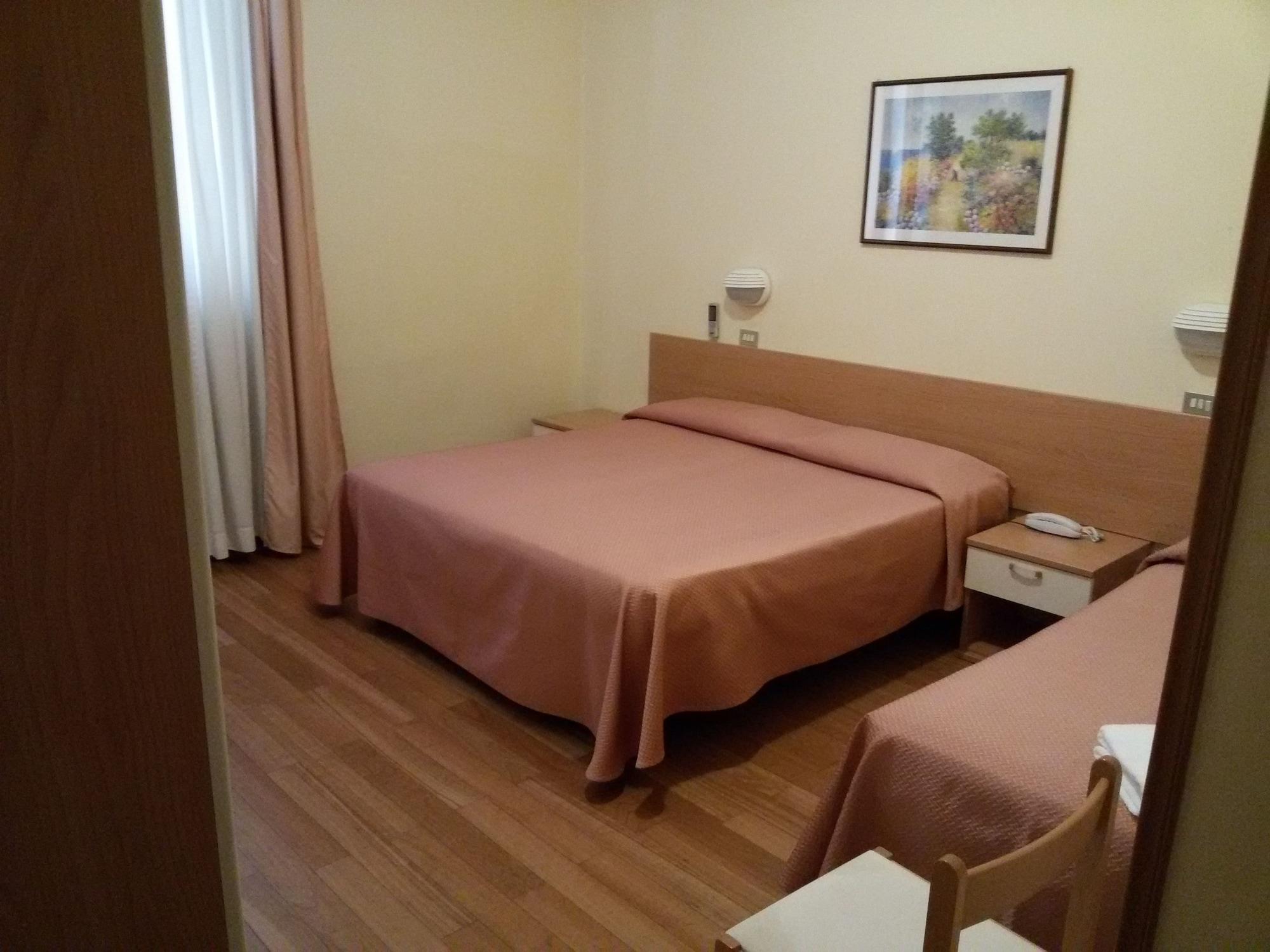 Hotel Villa Ricci & Benessere Chianciano Terme Εξωτερικό φωτογραφία