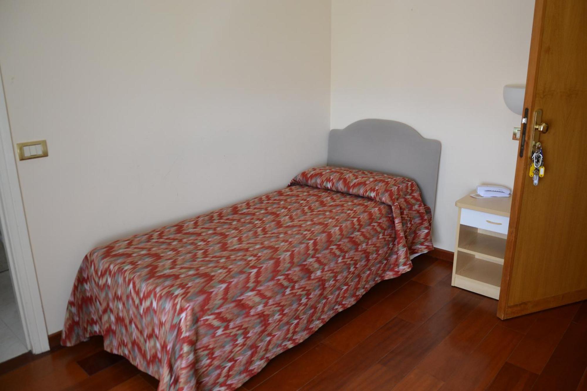 Hotel Villa Ricci & Benessere Chianciano Terme Δωμάτιο φωτογραφία