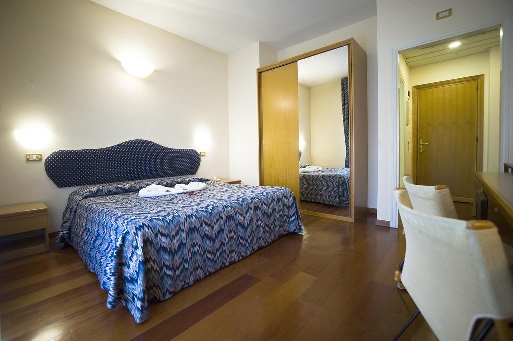 Hotel Villa Ricci & Benessere Chianciano Terme Εξωτερικό φωτογραφία